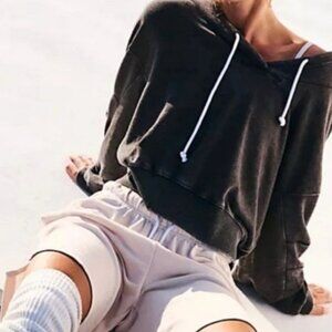 Free People / FP Movement Playbook Cropped Distressed Hoodie Gray Size M NWT